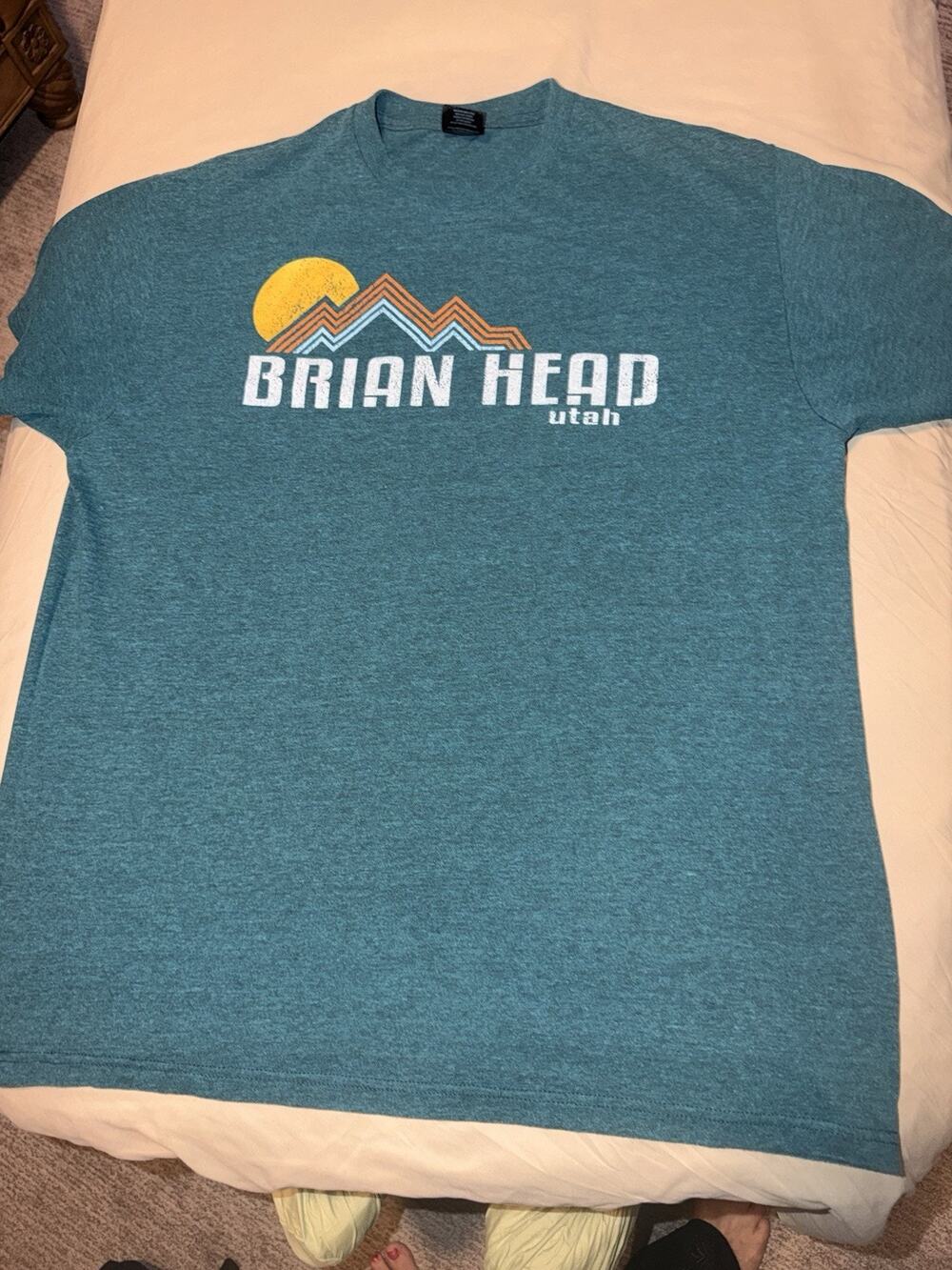 Men’s Brianhead Tee Shirt Mountains Ski Resort Utah XL